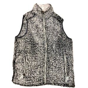 J.America sherpa vest size Small EUC